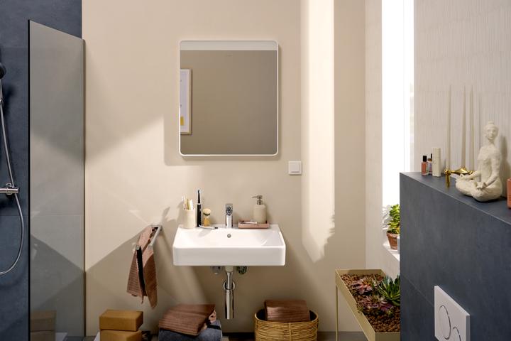 Productafbeelding hansgrohe Xarita Lite Q Spiegel, horizontale LED-Belechtung, 600x30x700mm, Wandschalter