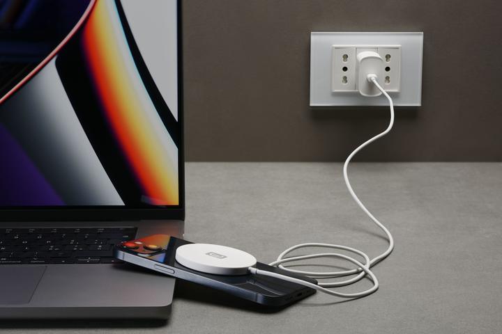 Immagine prodotto Cellularline Caricatore del kit Mag (15 W)