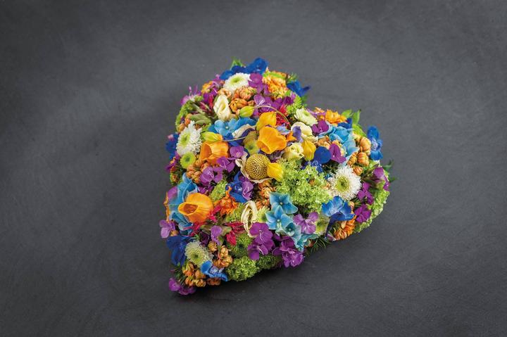 Immagine prodotto Opiflor Steckschaumherz Forever 28 cm x 32 cm x 5 cm