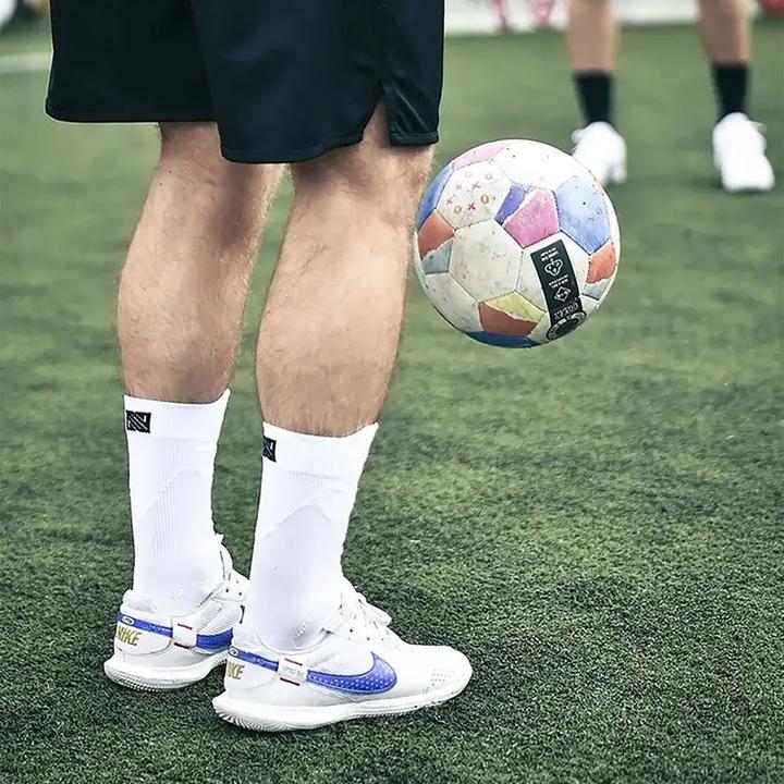 Actual product image NovoSoxx Fussballsocken Gr. 42-47 Grip Socken Fussball Strümpfe GripSoxx Weiss (42 - 47)