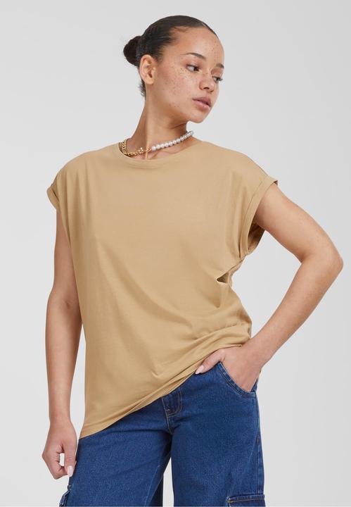 Actual product image Urban Classics Ladies Extended Shoulder Tee - 2126 (XS)