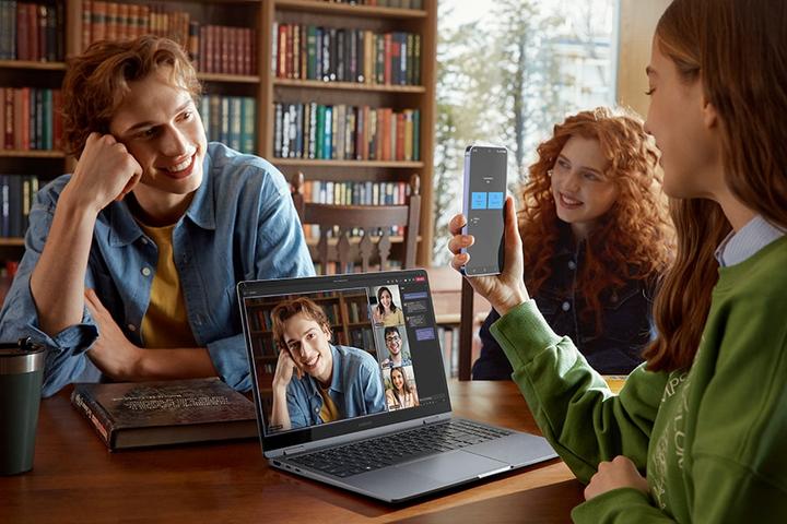 Actual product image Samsung Galaxy Book4 360 (15.60", Intel Core 5 120U, 16 GB, 256 GB, DE)