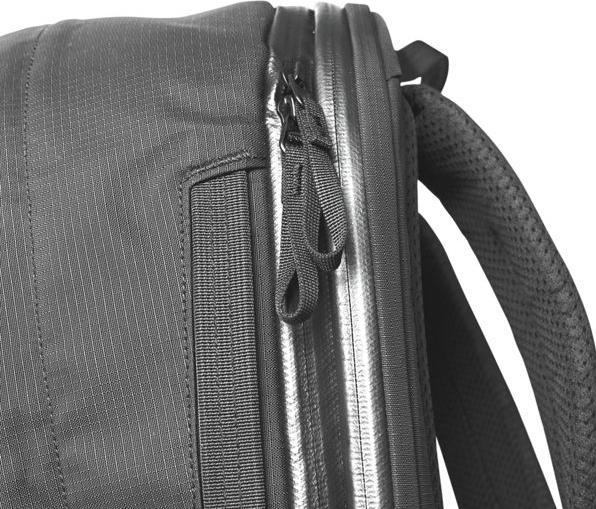 Actual product image Moment Everything Travel Pack Weekender 28L Grey (Photo backpack, 28 l)