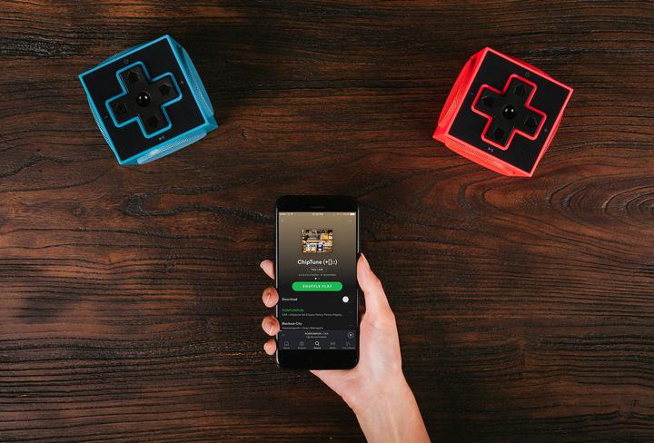 Actual product image 8bitdo Twin Cube Speaker (8 h)