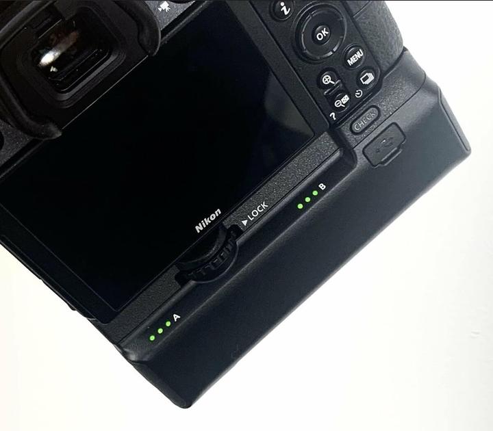 Produktbild Nikon MB-N10 (Batteriegriff)