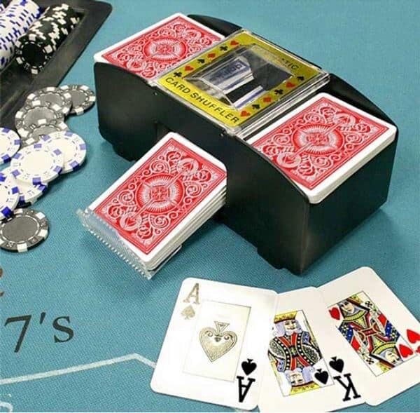 Actual product image Relaxdays Card shuffler 2 decks