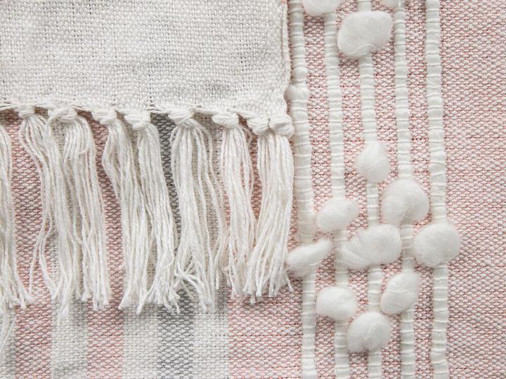 Produktbild Beliani Kaman (150 x 125 cm)