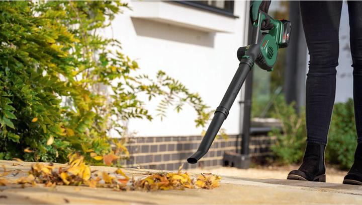 Produktbild Bosch Home & Garden UniversalLeafBlower 18V-130 (Akkubetrieb, Laubbläser)