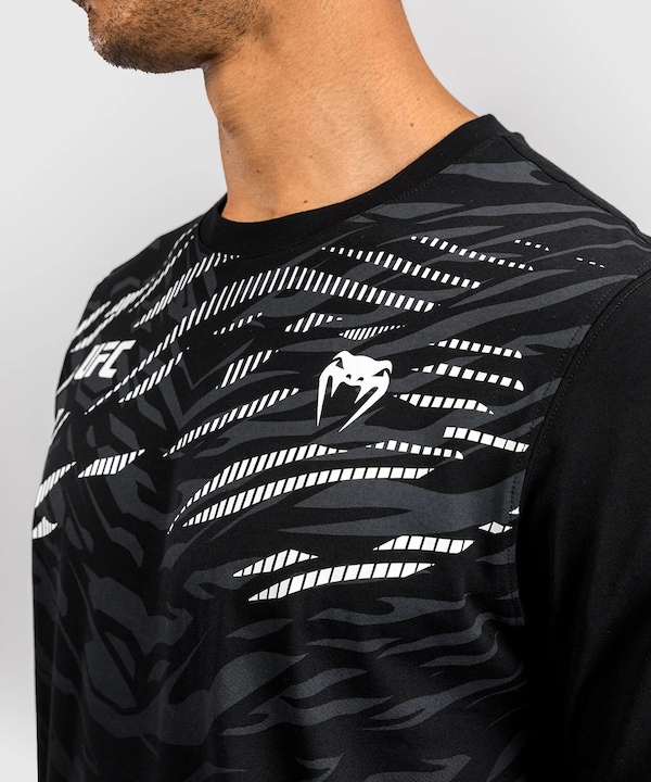 Produktbild UFC Fusion by Venum Replica Men's T-shirt / Schwarz / Medium (M)