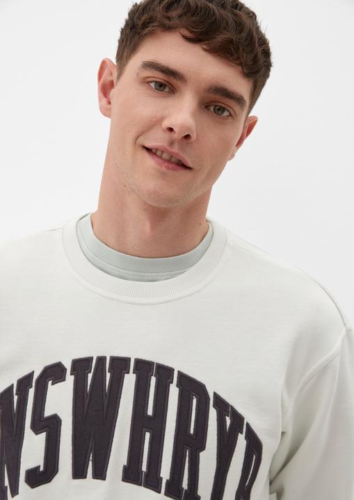 Produktbild s.Oliver Sweatshirt QS x JAMULE Sweater mit aufgesticktem Schriftzug (XL)