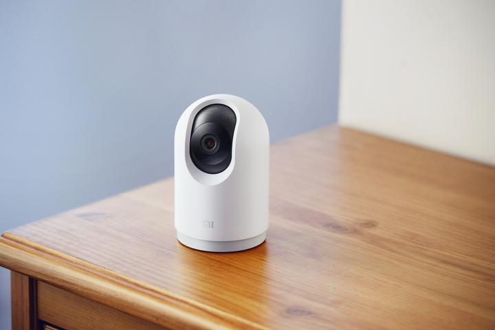 Actual product image Xiaomi Mi 2K Pro (2304 x 1296 Pixels)