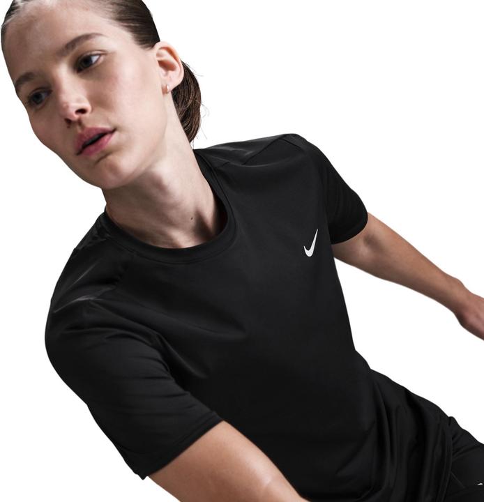 Image du produit Nike Women's Swift Dri-Fit Short-Sleeve Running Top (L)