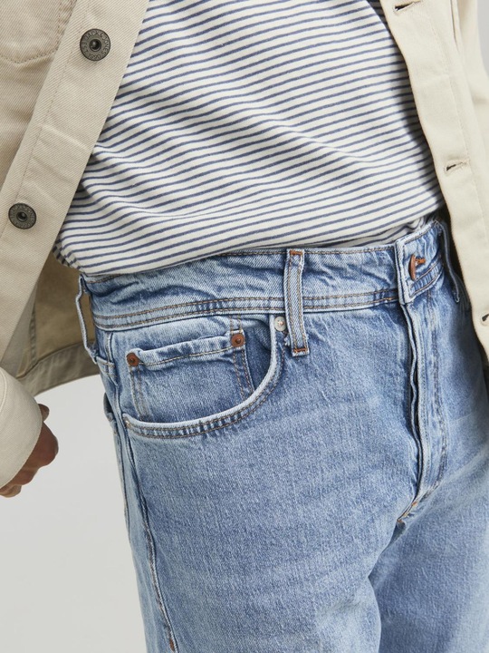 Actual product image Jack & Jones Chris Original CJ 715 Loose Fit Jeans (32)