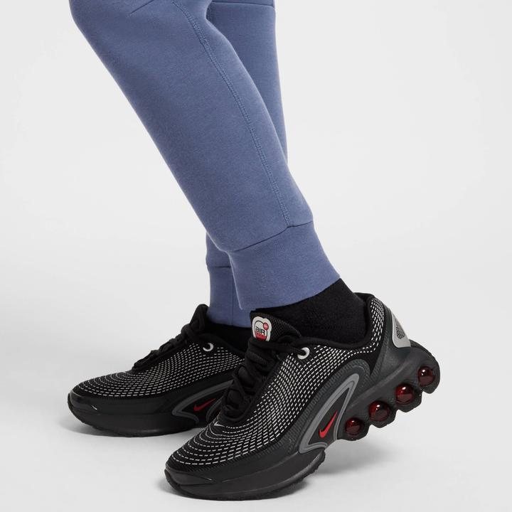 Actual product image Nike Tech Fleece Pants (L)