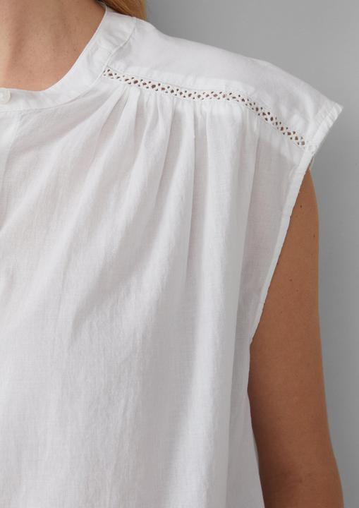 Immagine prodotto s.Oliver Bluse Weites Blusentop mit Raffung und Spitzen-Detail (48)