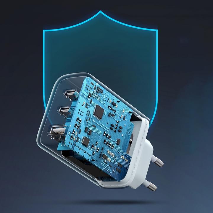 Actual product image Ugreen CD275 (65 W)