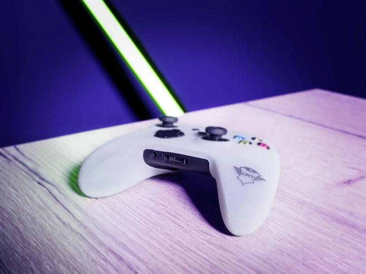 Produktbild Trust GXT 749 Gaming-Controllergehäuse (Xbox Series S)