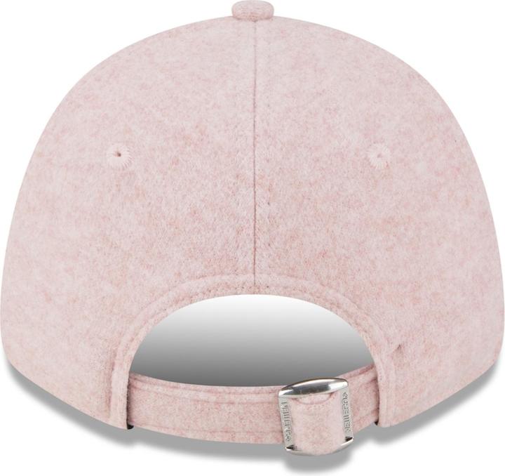 Actual product image New Era 9Forty Ladies Cap - Fleece New York Yankees Pink
