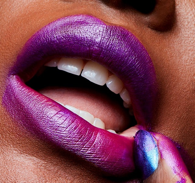 Actual product image MAC Cosmetics Pro Lipstick (Violetta)