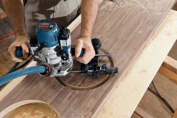Image du produit Bosch Professional GOF 1600 CE