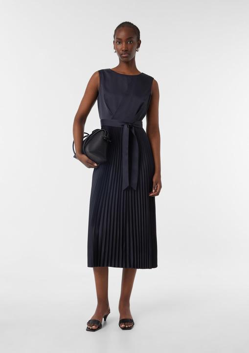 Image du produit Comma Kleid Elegantes Satinkleid mit plissiertem Rock (42)