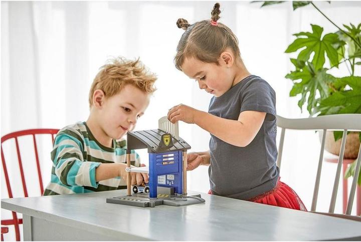 Produktbild Brio Polizeistation mit Einsatzfahrzeug