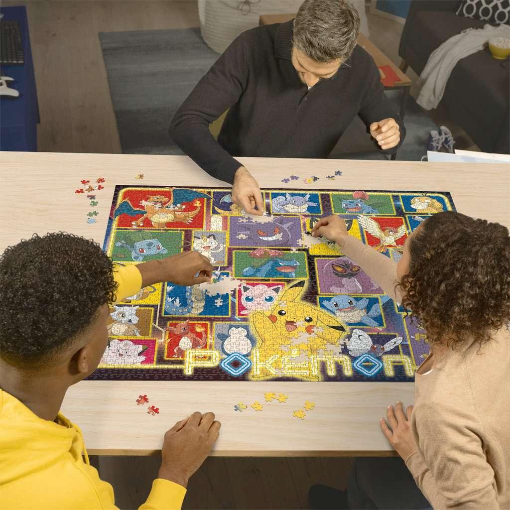 Thumbnail - Ravensburger Leuchtende Pokémon (2000 Teile)