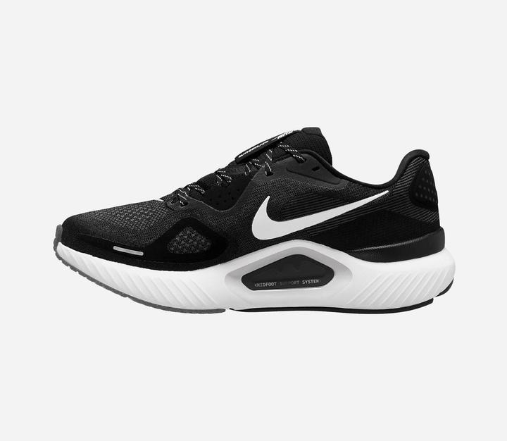 Actual product image Nike Women's Structure 26 (42)