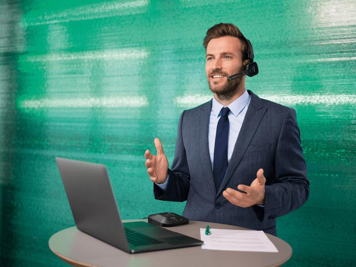 Produktbild Philips SpeechOne Diktier-Headset (drahtlos) mit Fernbedienung (PSM6500)