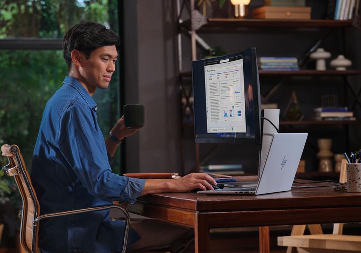 Produktbild HP ELITEBOOK 8 G1I U7-255U (14", 512 GB, 16 GB, CH)