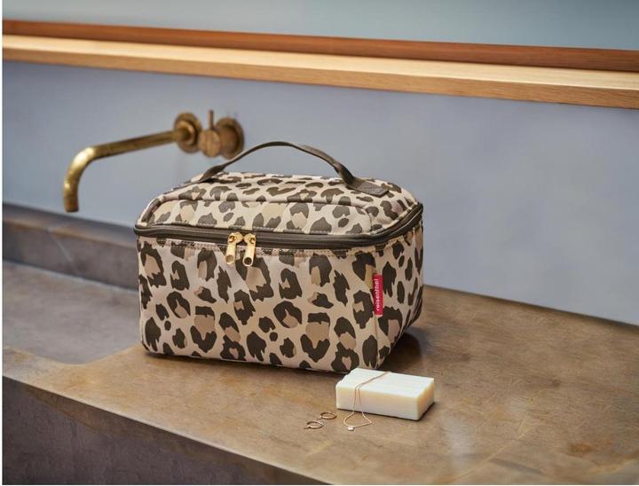 Actual product image reisenthel Beautycase (4 l)