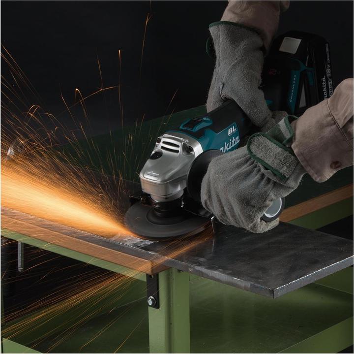 Actual product image Makita DGA506ZJ (125 mm)