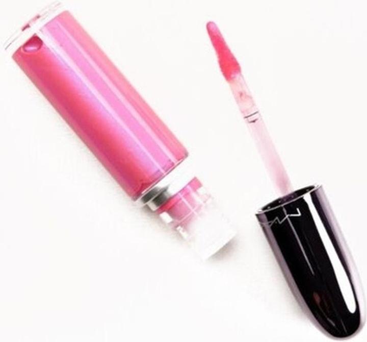 Produktbild MAC Cosmetics Grand Illusion Glossy Liquid Lipcolour (Rave Bunny)