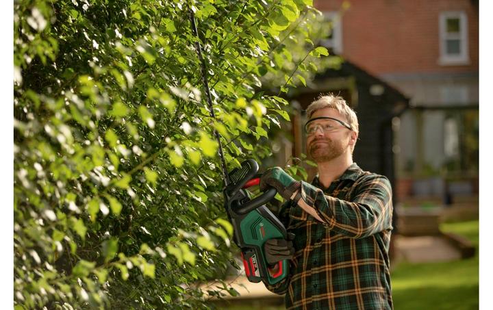 Productafbeelding Bosch Home & Garden AdvancedHedgeCut (Oplaadbare batterij)