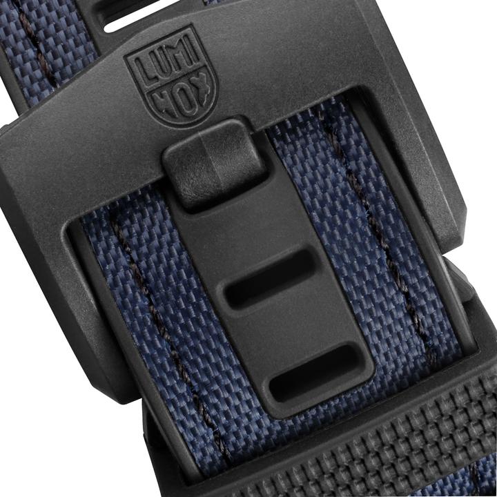 Produktbild Luminox Ice-Sar Arctic 1000 Series (Analoguhr, Swiss Made, 46 mm)