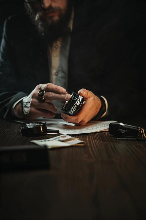 Produktbild Angry Beards Steve der CEO Bartbalsam
