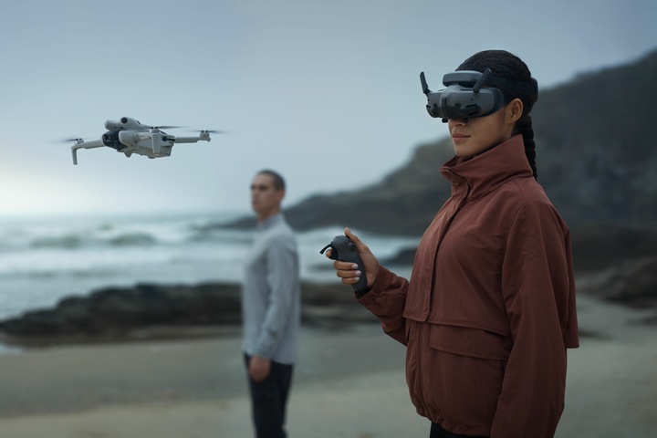 Image du produit DJI RC Motion 3 (Télécommande de drone, DJI Avata 2)