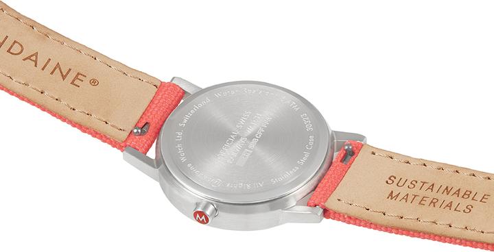 Immagine prodotto Mondaine Classic (Orologio da polso analogico, Fatto in Svizzera, 30 mm)