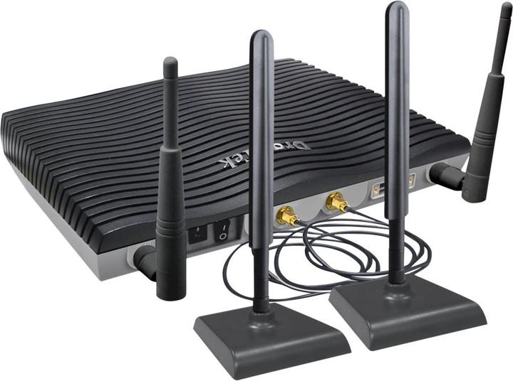 Actual product image Draytek LTE router Vigor 2927L