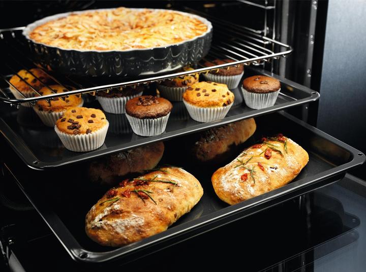 Actual product image Electrolux EOF3H40BX