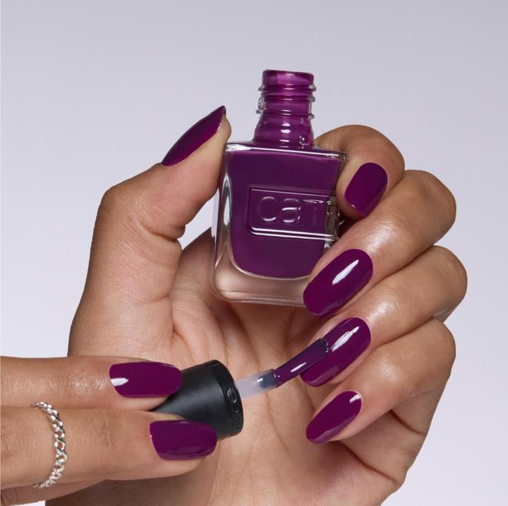 Produktbild Catrice Gel Affair Nail Lacquer No. 023 Violet Long-Lasting (023, Gel-Effekt Nagellack)