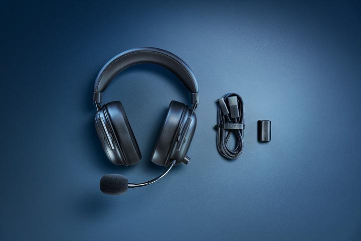 Actual product image Razer Blackshark V2 Hyperspeed (Wireless, Cable)