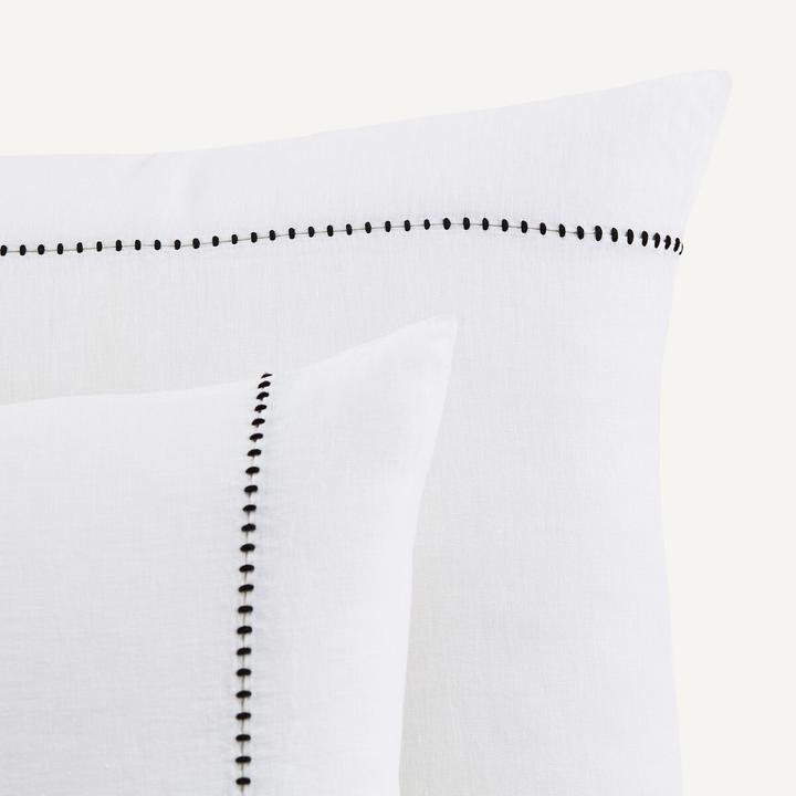 Actual product image AM.PM Cavallo (Pillowcase, 65 x 65 cm)