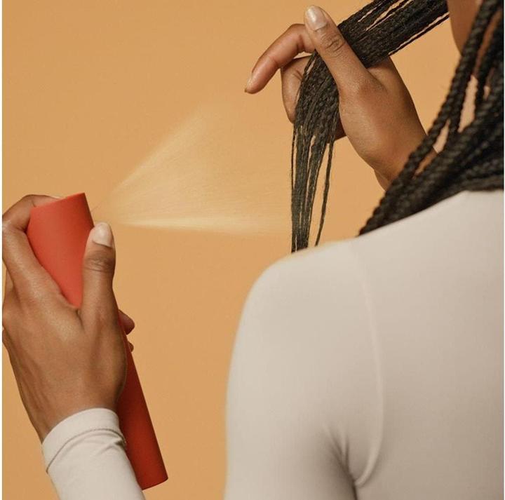 Actual product image Dyson Omega Leave-In Conditioning Spray (50 ml)