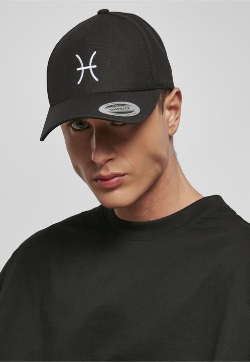 Produktbild Mister Tee Zodiac YP Classics 5-Panel Premium Curved Visor Snapback Cap (One Size)