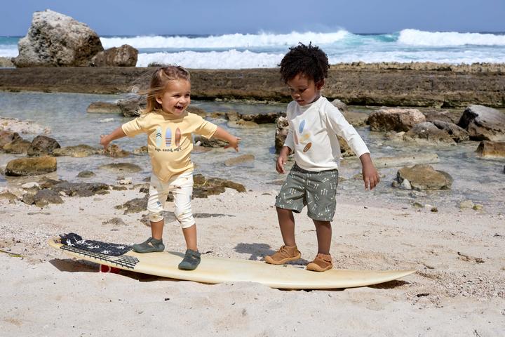 Produktbild Lässig Baby-Bademode Bade-Shirt LSF Short Sleeve Rashguard - Surfboards (80)