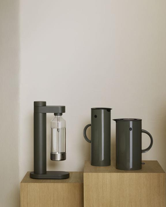 Produktbild Stelton EM Isolierkanne L dark forest (1 l)