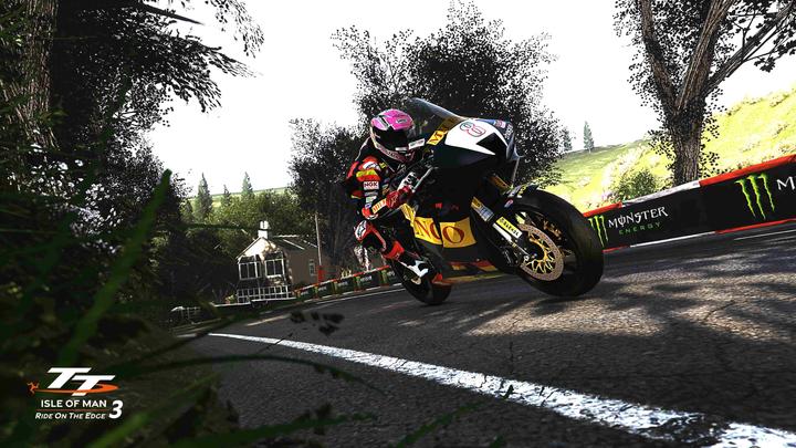 Actual product image Nacon Gaming TT Isle of Man - Rise on the Edge 3 (PS4, PS5, FR)
