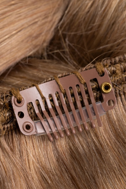 Actual product image Hair2you Premium Clip in Extensions Weizenblond (Wheat blonde, 51 cm)