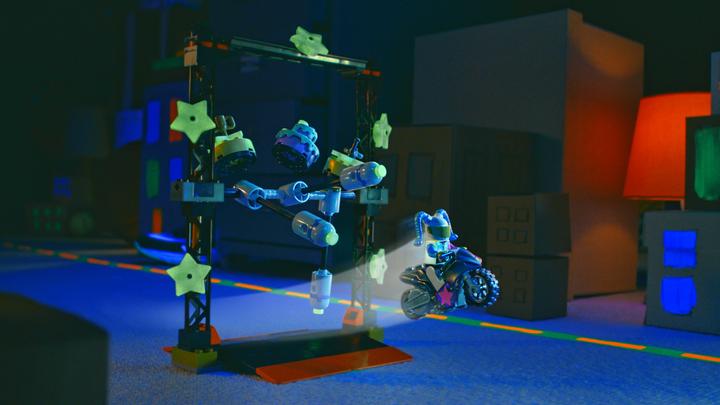Produktbild LEGO Umstoss-Stuntchallenge (60341, LEGO City)